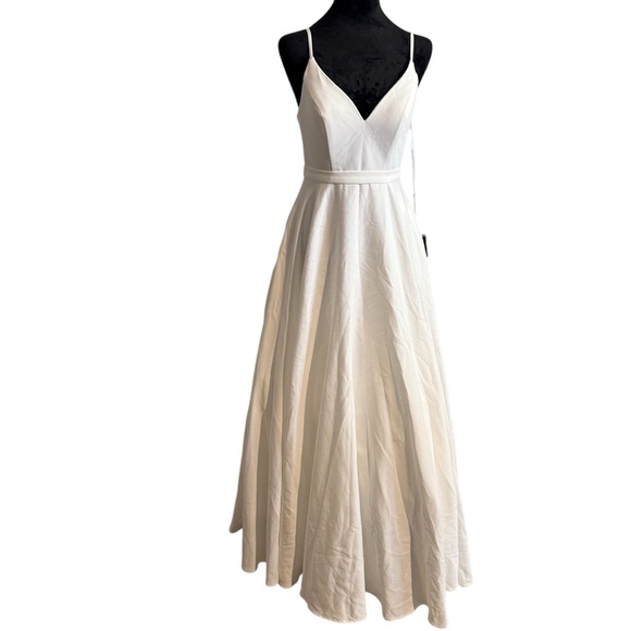 Mac Duggal Neck Sleeveless Modest Prom A-Line Dress Size 2 - Picture 6 of 15